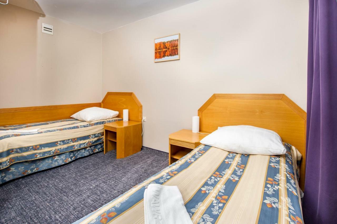 Wawrzkowizna Hotel Rząsawa Kültér fotó