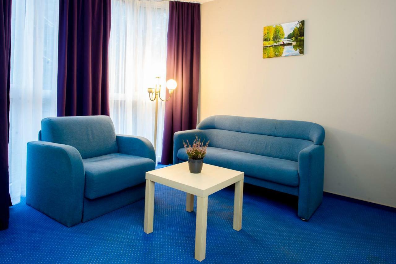 Wawrzkowizna Hotel Rząsawa Kültér fotó