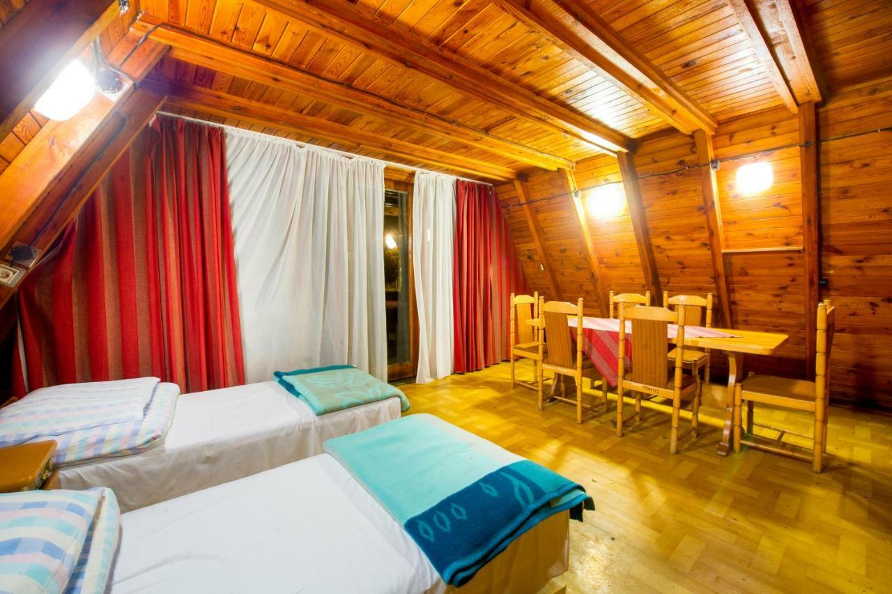 Wawrzkowizna Hotel Rząsawa Kültér fotó